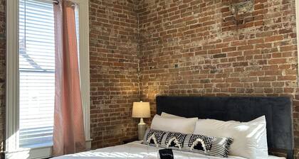 Quaint 2-Bedroom in Historic Frenchtown