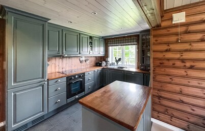 4 bedroom beautiful home in Nord-Torpa