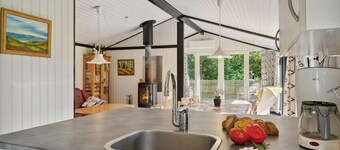 Nice home in Højslev with kitchen