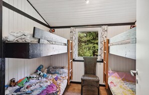3 bedrooms