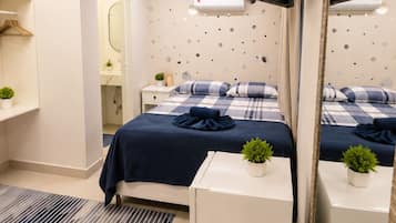 Blackout drapes, free WiFi, bed sheets