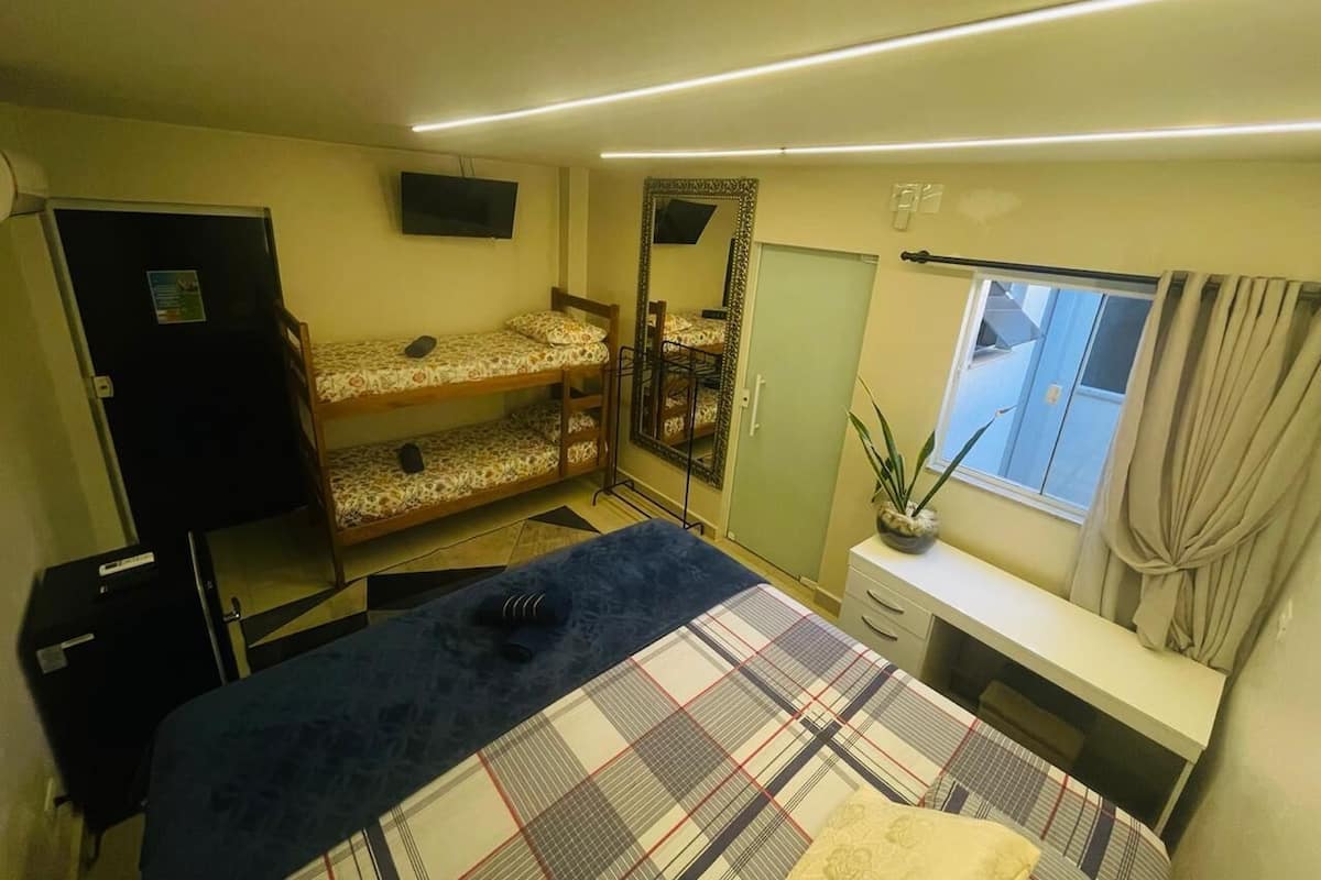 1 bedroom, blackout drapes, free WiFi, bed sheets