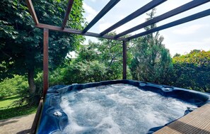 Outdoor spabad
