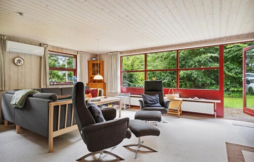 5 bedroom amazing home in Ulfborg