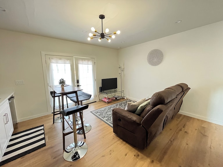 Modern Studio In Marysville A Forest Haven - Marysville, WA