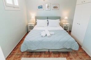 4 makuuhuonetta, silitysrauta/-lauta, ilmainen Wi-Fi, vuodevaatteet