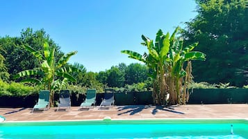 Piscine extérieure