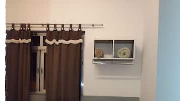 Economy Double Room | Iron/ironing board, free WiFi