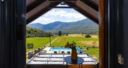 Awesome home in Gospic with sauna