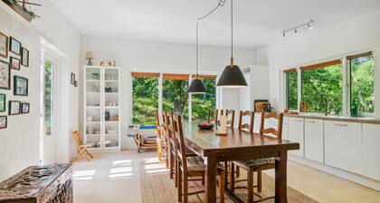 Pet friendly home in Glesborg with WiFi