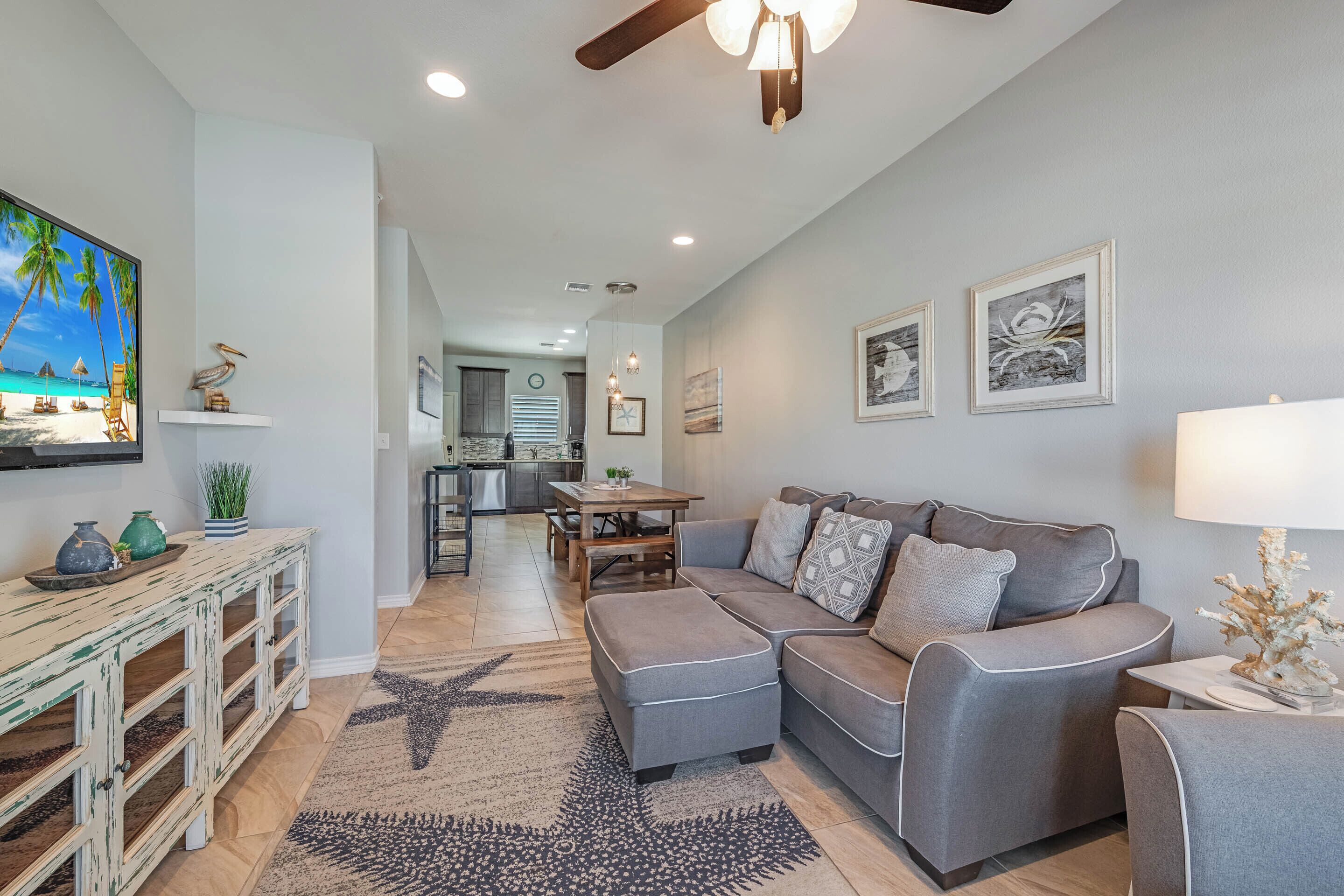 Condo (4 Bedrooms) | Servicio de la propiedad