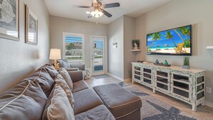 Kondominium (4 Bedrooms) | Bagian depan properti