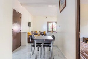 Dining - Warm and calm apartment, Parking, Garden (Agadir)