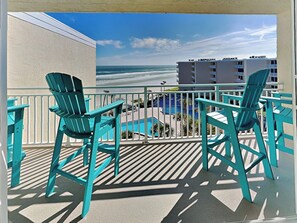 Condo (2 Bedrooms) | Property amenity