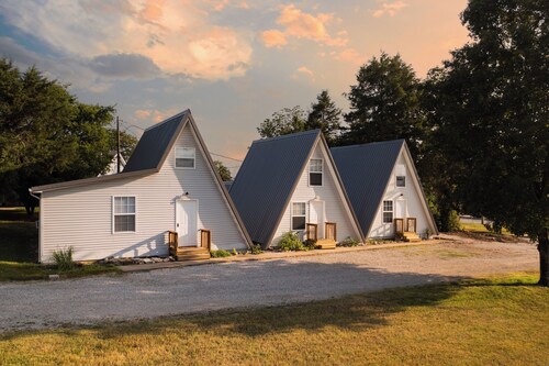 Chic A-frame, Walk to Marina,  Family Friendly