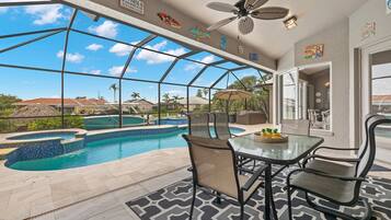 House (4 Bedrooms) | Property amenity