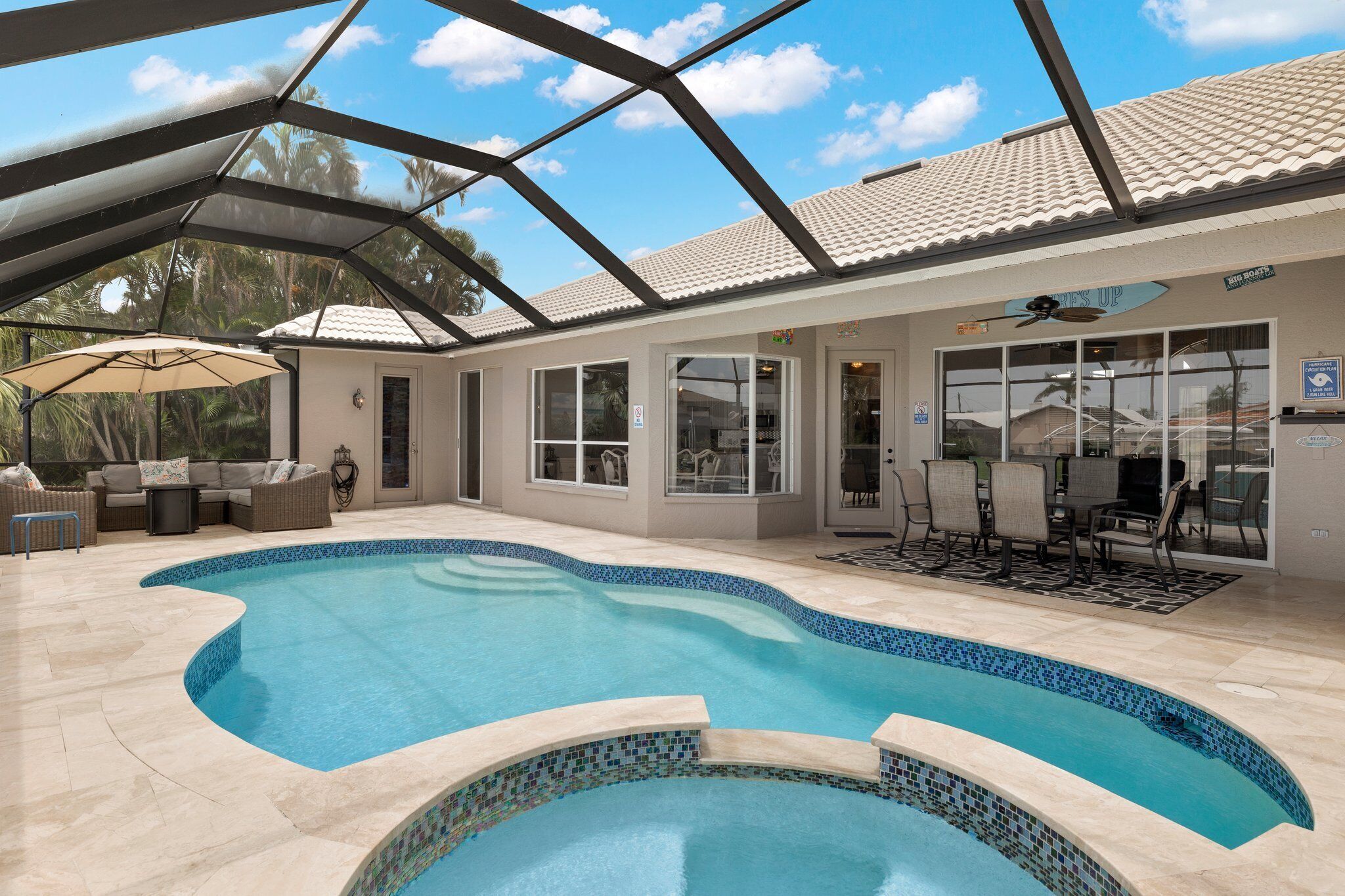 獨棟房屋 (4 Bedrooms) | 住宿設施服務