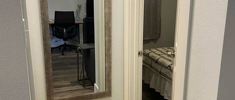 1 Schlafzimmer, Schreibtisch, Bügeleisen/Bügelbrett, kostenloses WLAN