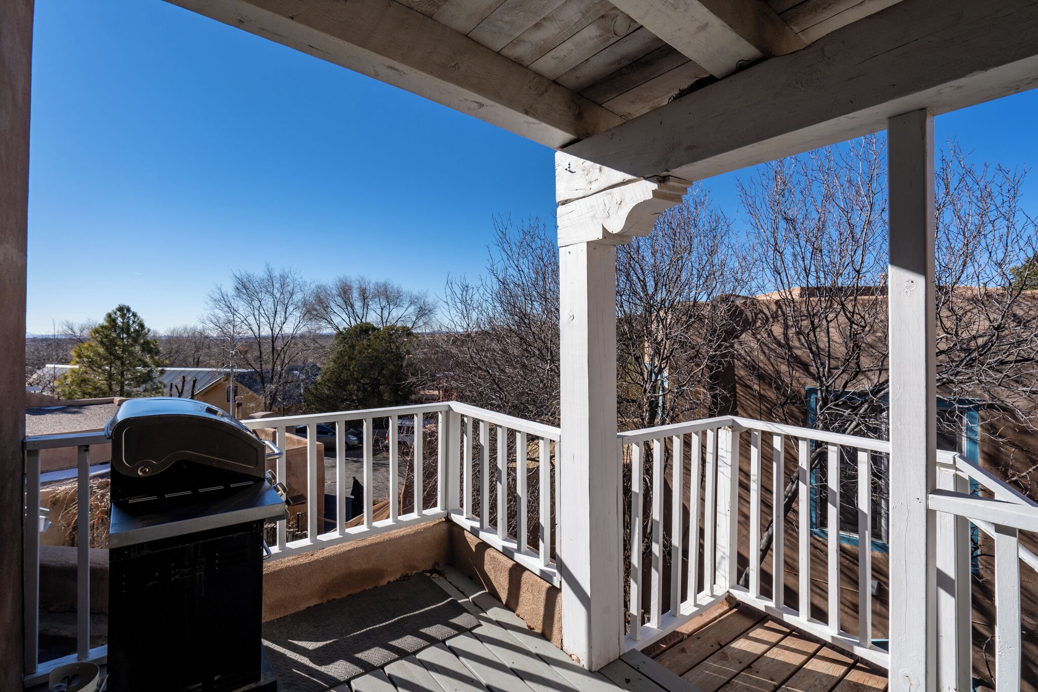 Condo (2 Bedrooms) | Servicio de la propiedad