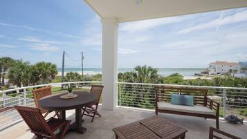 House (4 Bedrooms) | Property amenity