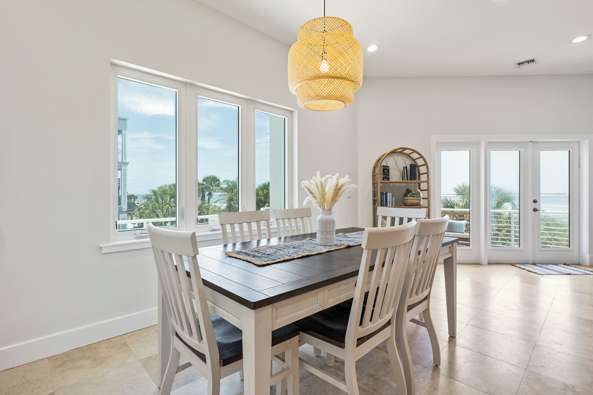 House (4 Bedrooms) | Property amenity