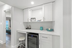 Condo (3 Bedrooms) | Property amenity - Las Brisas 306 by Distinctive Beach Rentals (Madeira Beach)