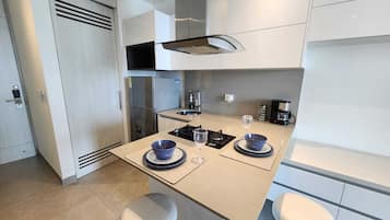 Studio Suite | Private kitchenette | Blender