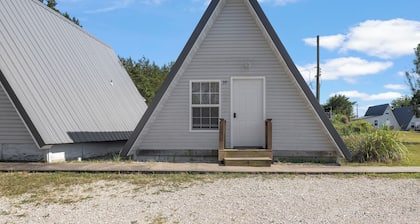 A-frame Hideaway for 2.