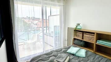 1 bedroom, free WiFi, bed sheets