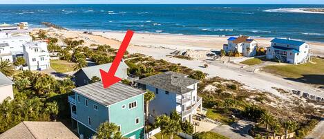 House (4 Bedrooms) | Exterior