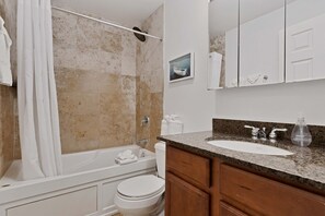 Hair dryer, towels - Modern Comfort 2 Bd Condo in Iconic Lincoln Square by AllSet Turnover (Chicago)