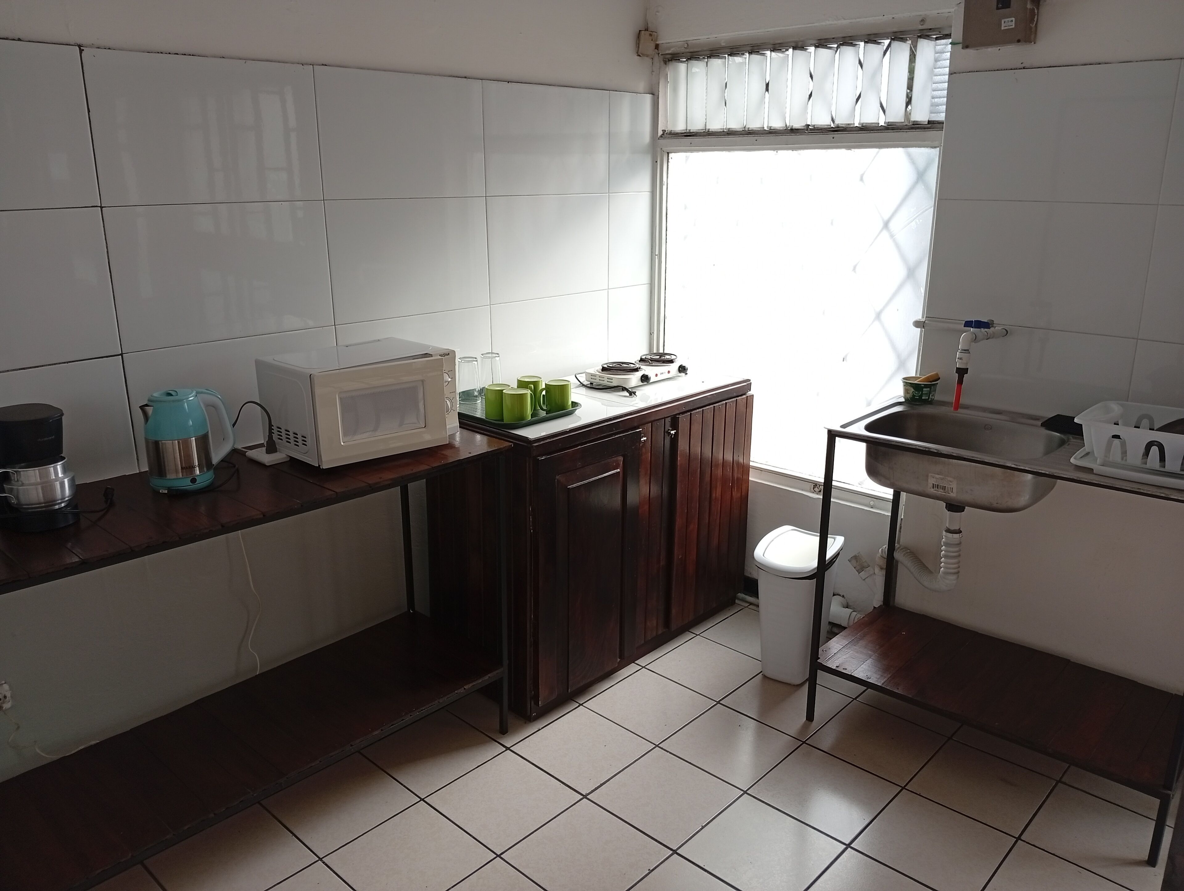 Fridge, microwave, coffee/tea maker, electric kettle