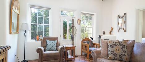 House (2 Bedrooms) | Front of property