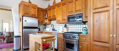 House (2 Bedrooms) | Property amenity