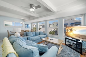 House (2 Bedrooms) | Property amenity - Sunset Beach House by Distinctive Beach Rentals (Treasure Island)