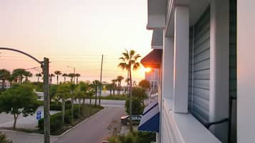 House (2 Bedrooms) | Property amenity