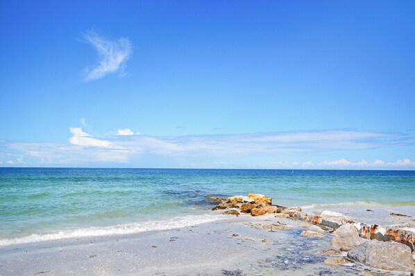 House (2 Bedrooms) | Property amenity - Sunset Beach House by Distinctive Beach Rentals (Treasure Island)