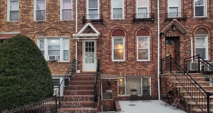 Enjoy this Cozy Brooklyn Room with Parking & Shared Kitchen & Bathroom
