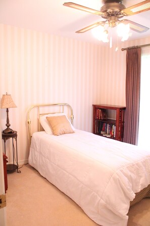3 chambres, coffres-forts dans les chambres, bureau, Wi-Fi gratuit