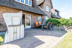 Outdoor dining - Haus Raanwai - Wattblick. Natur. Familie. - Rhr/3a (Sylt)