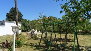 Exterior - Apartments Petar - Garden With BBQ (Rab)