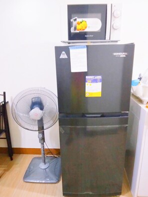 Interior - Your HOME in My Space Perfect for FAMILY, COUPLE AND FRIENDS (Quezon City)