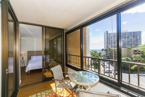 تناول الطعام