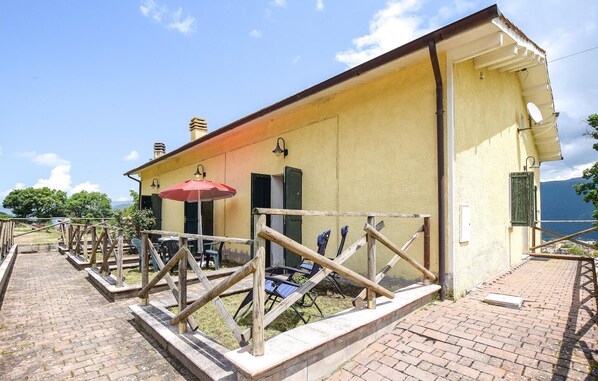 Terrace/patio - Stunning apartment in Todiano di Preci (Todiano di Preci)