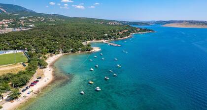 Stunning home in Kraljevica with WiFi