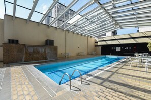 2 piscines extérieures