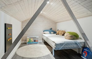 2 bedrooms, travel crib, free WiFi - 3 bedroom beautiful home in Rødby (Rødby)