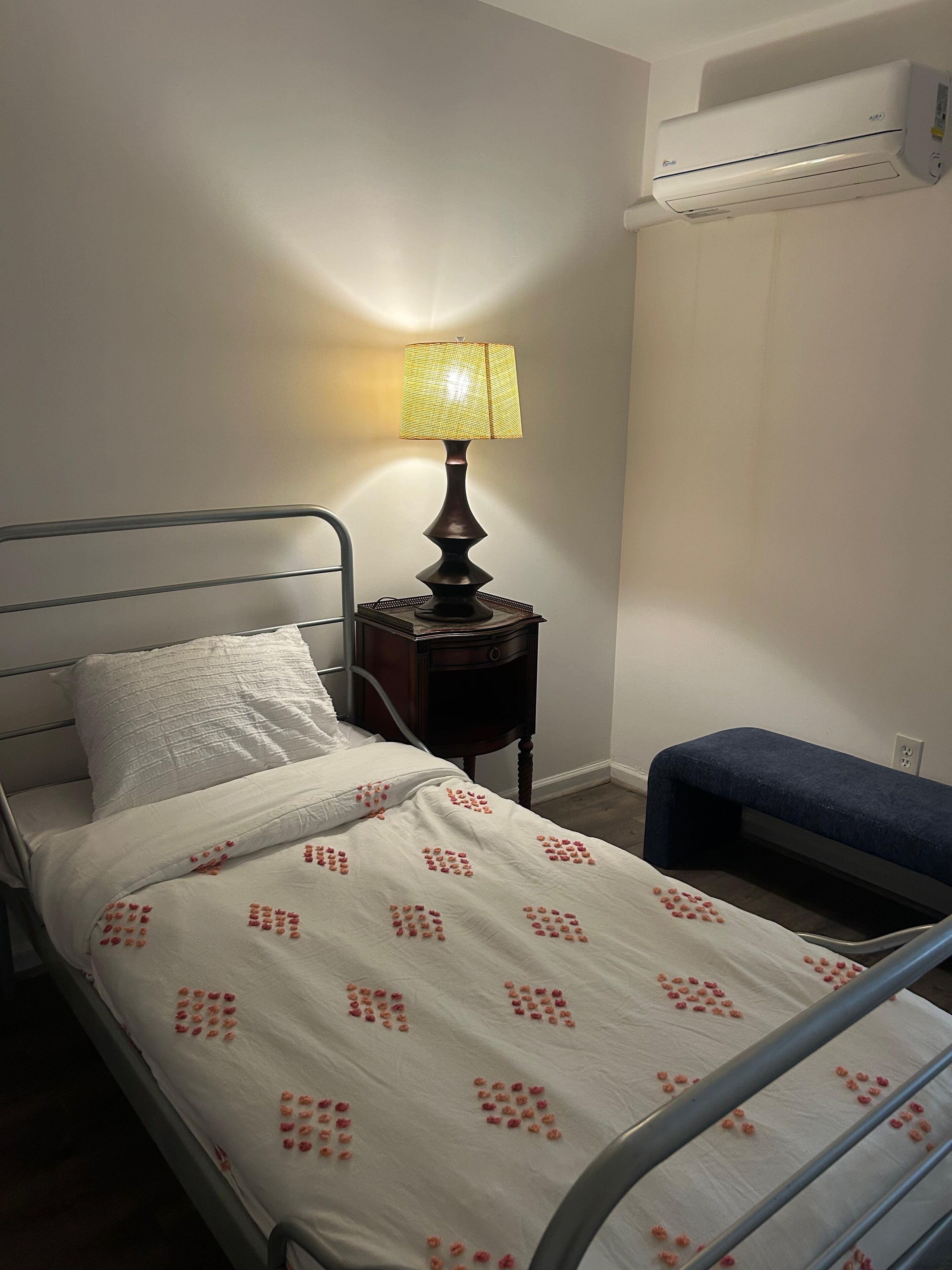 Basic Apartment | 2 bedrooms, individually decorated, individually furnished