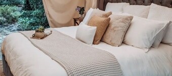 Cozy Retreat, 3 mins from the BC Ferries
