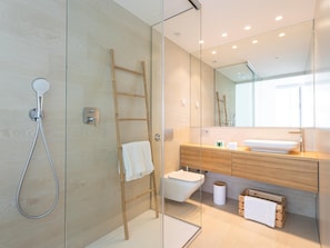 Hair dryer, towels